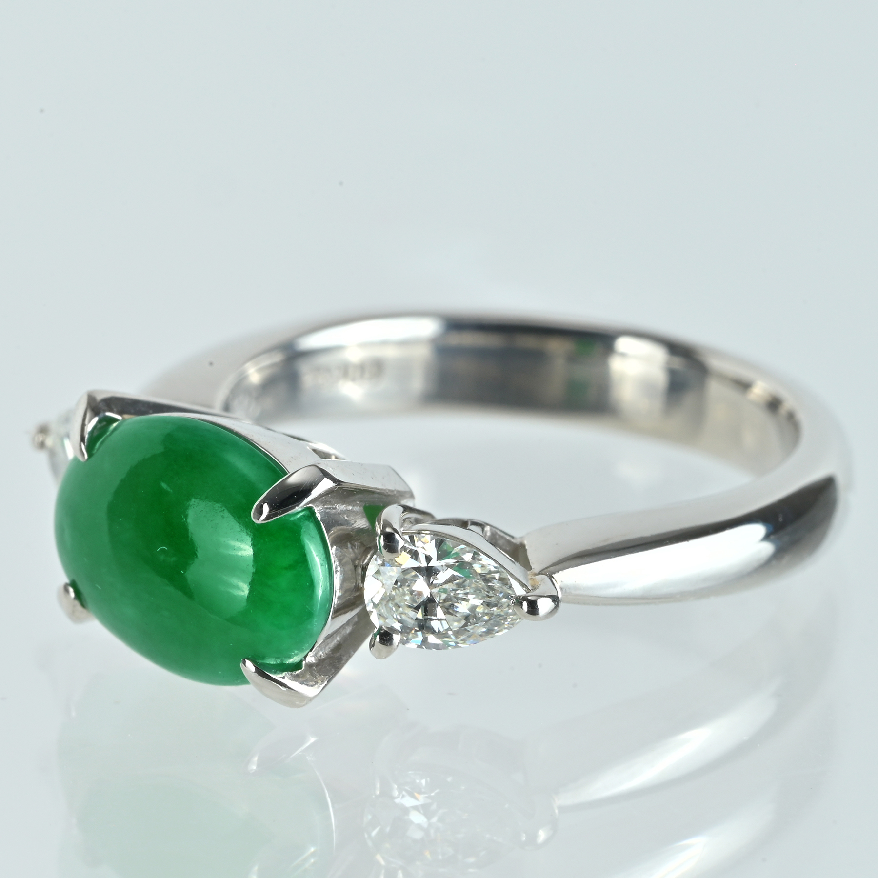 翡翠リング PT900 J1.96ct D0.43ct - 画像 (3)