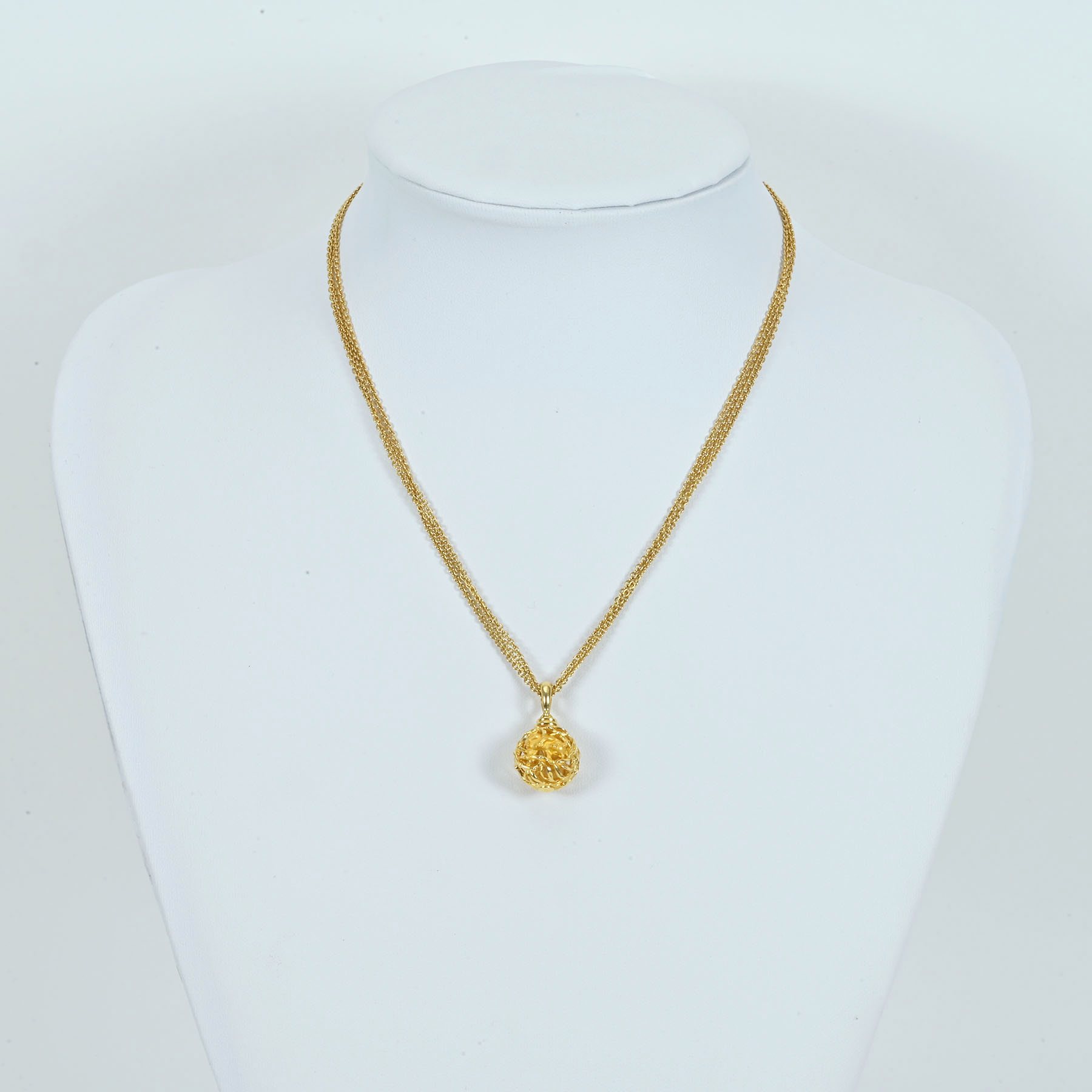 ゴールドペンダント "CARRERA Y CARRERA" K18YG - 画像 (6)