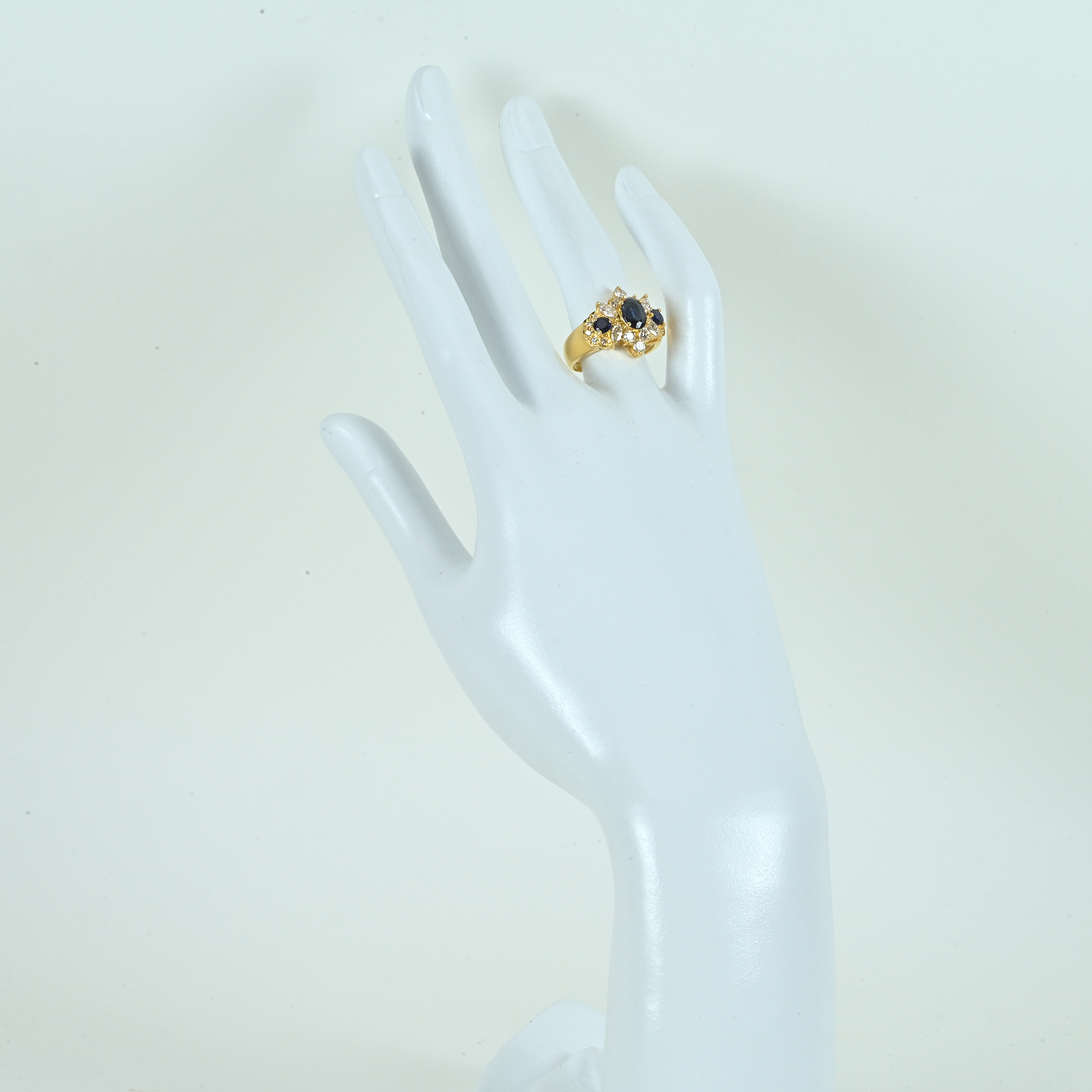 サファイアリング K18YG S0.89ct S0.30ct D1.20ct - 画像 (6)