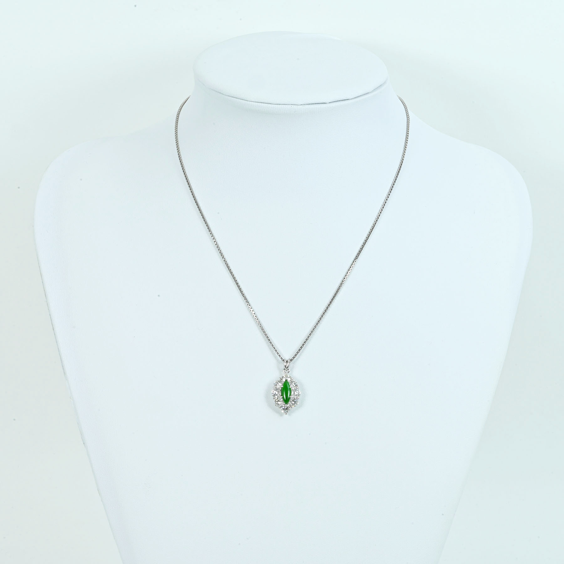 翡翠ペンダント PT900/PT850 J0.34ct D2.601ct - 画像 (7)