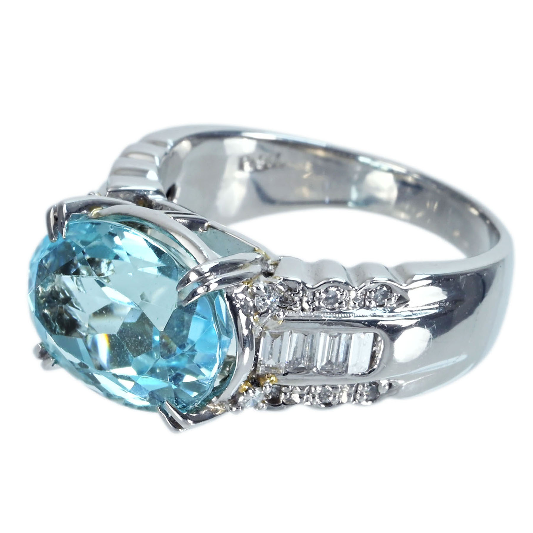 ブルートパーズリング PT900 TP-BL6.56ct D0.84ct - 画像 (3)