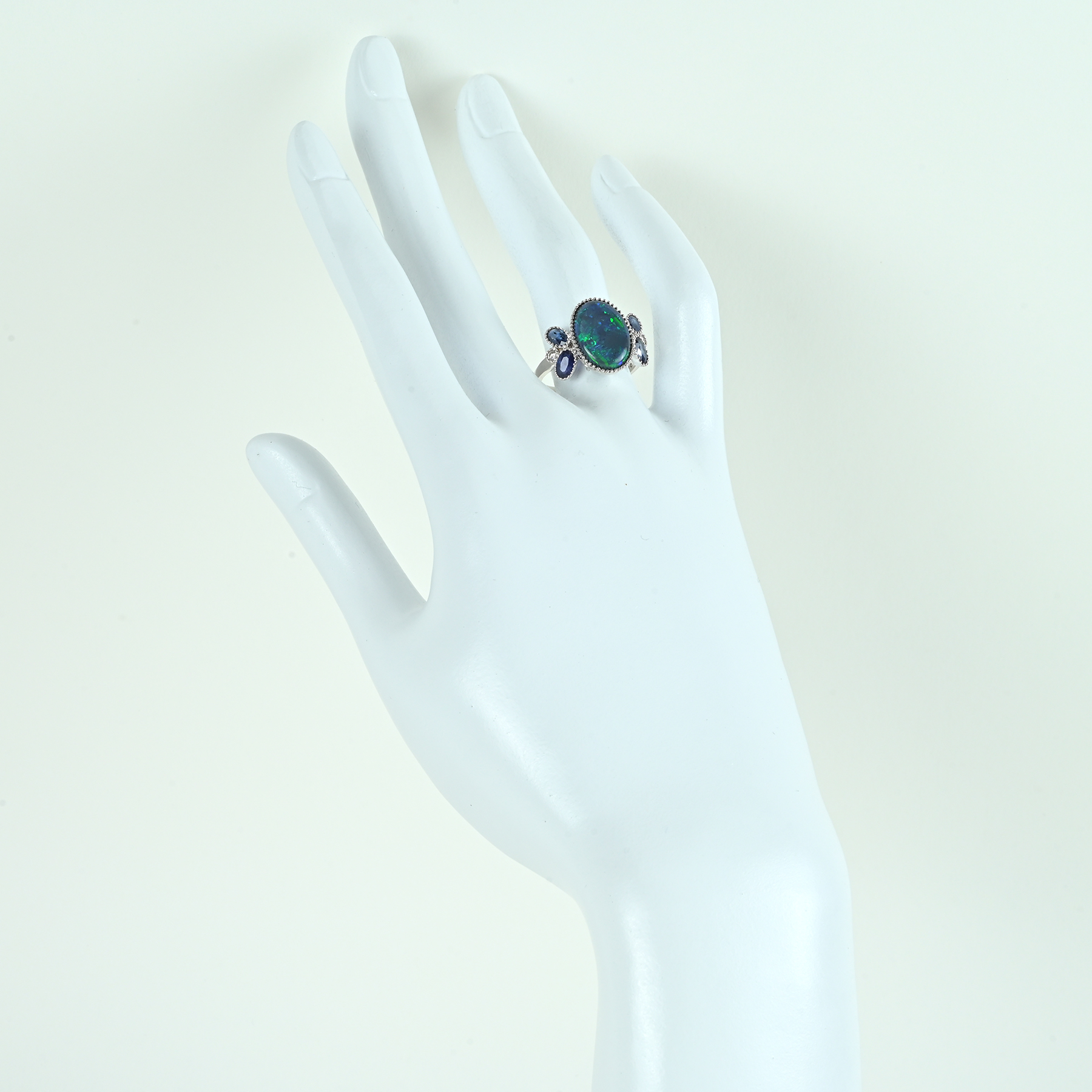 ブラックオパール·サファイアリング K18WG BO4.10ct S1.19ct D0.07ct - 画像 (6)