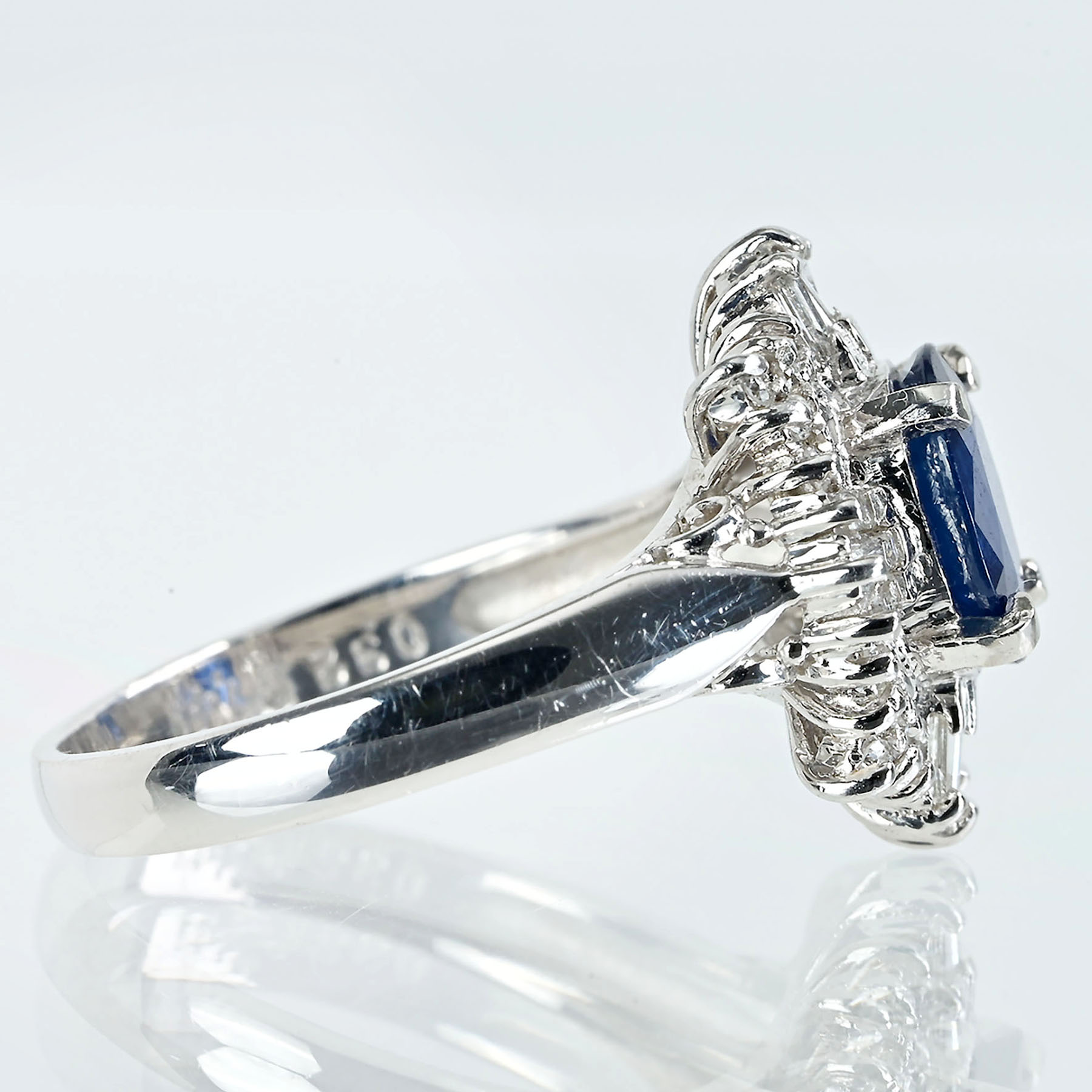 サファイアリング PT900 S1.41ct D0.32ct - 画像 (4)