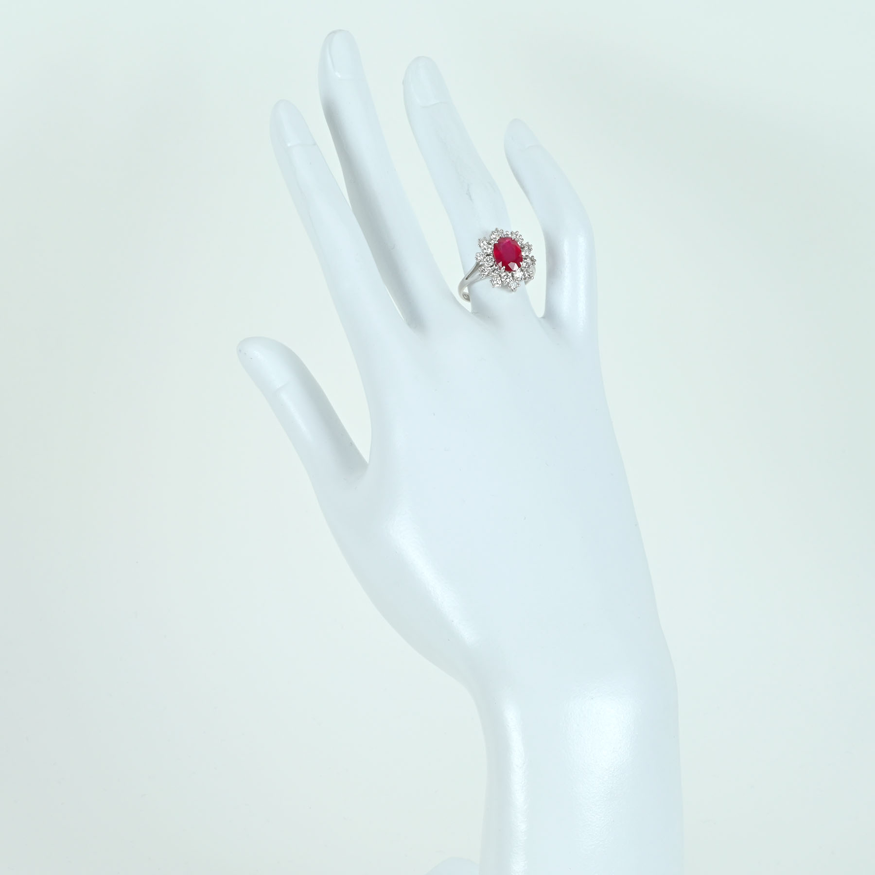 モザンビーク産ルビーリング K18WG R2.28ct D0.71ct - 画像 (6)