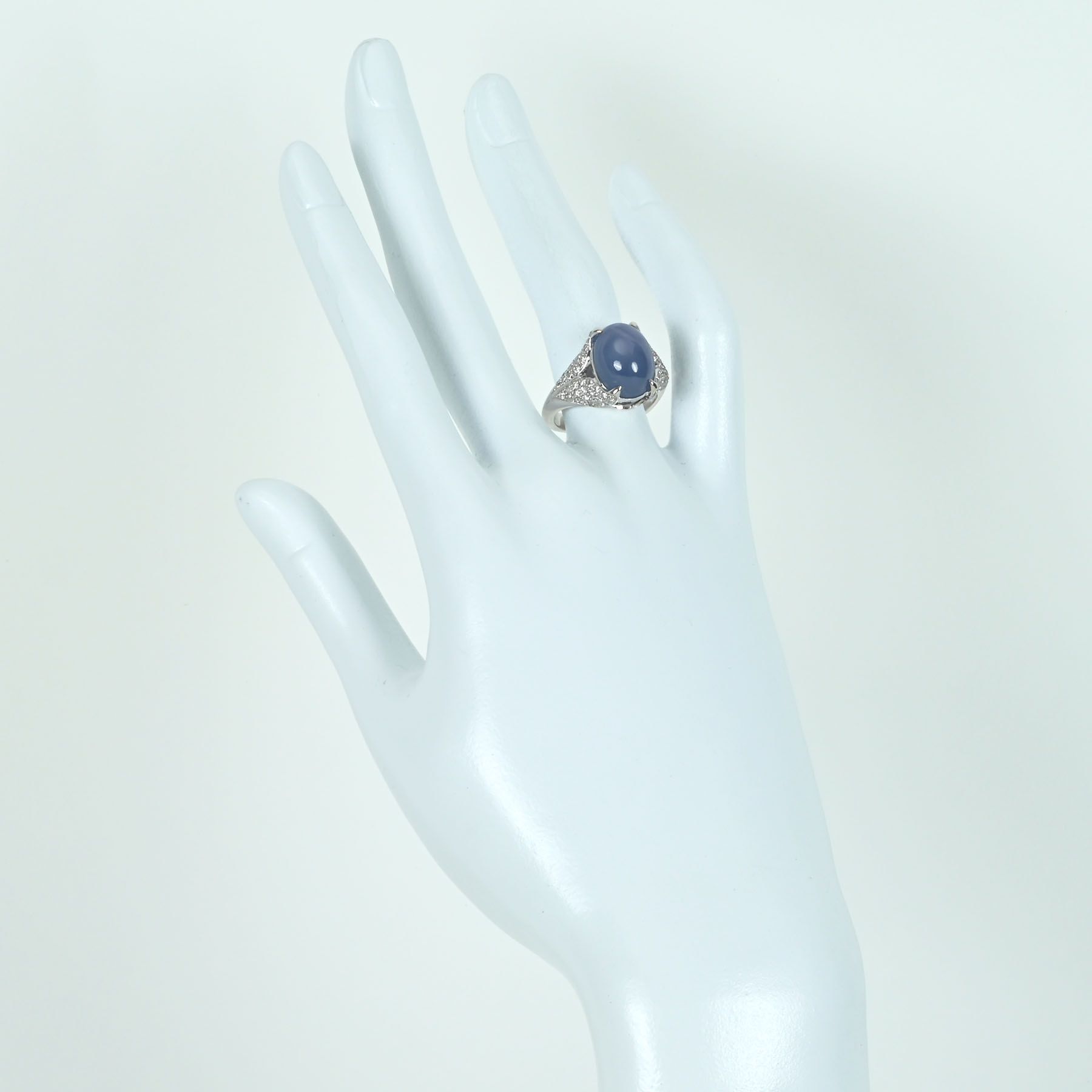 スターサファイアリング K18WG SS14.00ct D0.89ct - 画像 (6)