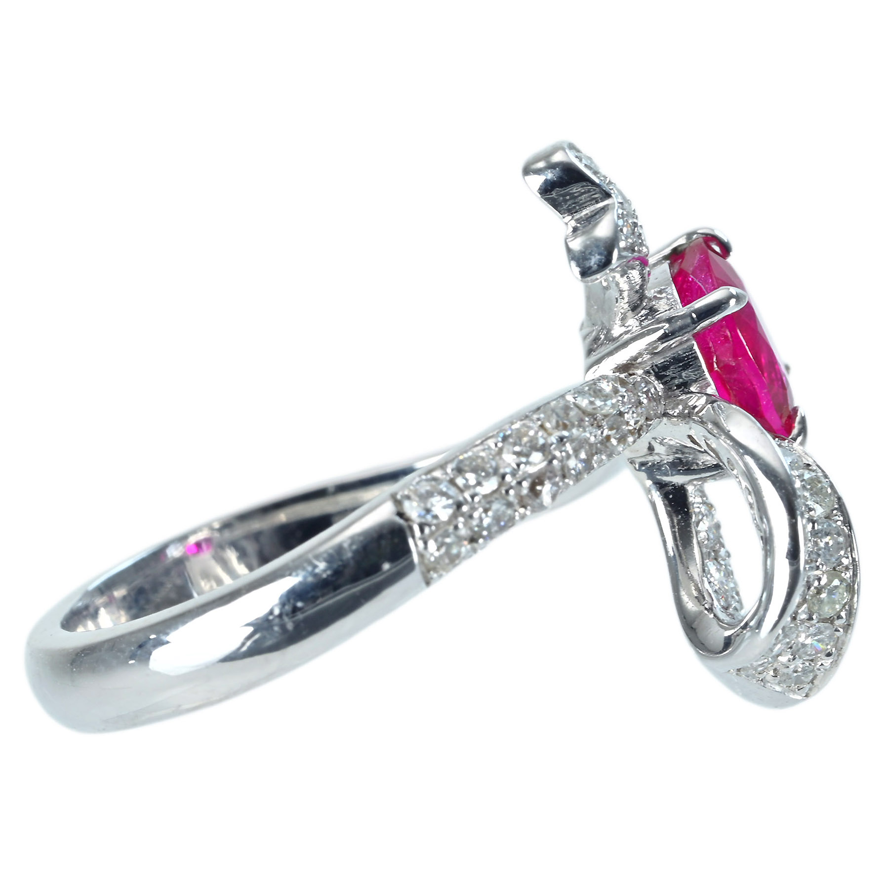ミャンマー産ルビーリング K18WG R1.31ct D0.67ct - 画像 (4)