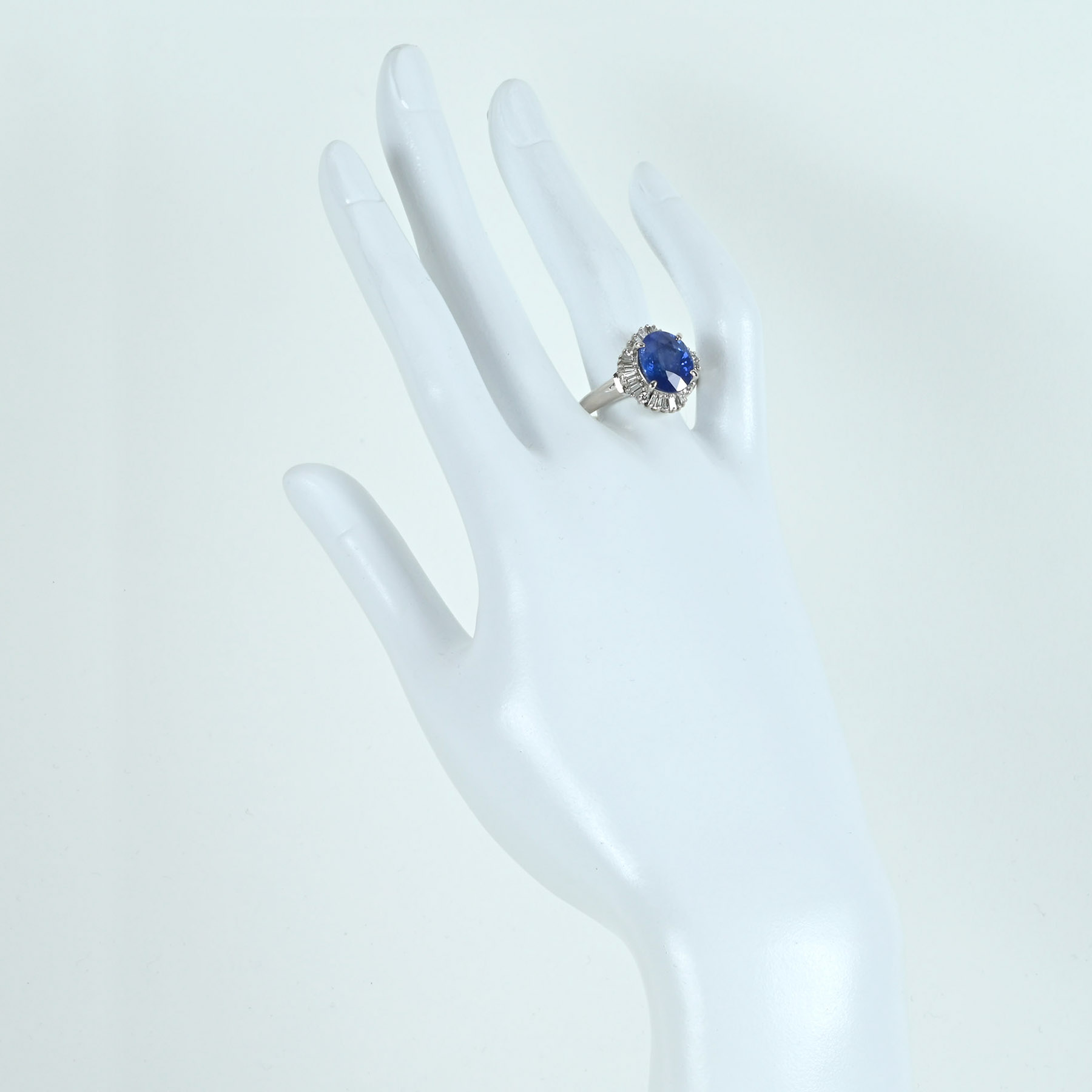 スリランカ産サファイアリング PT900 S5.30ct D0.82ct - 画像 (6)