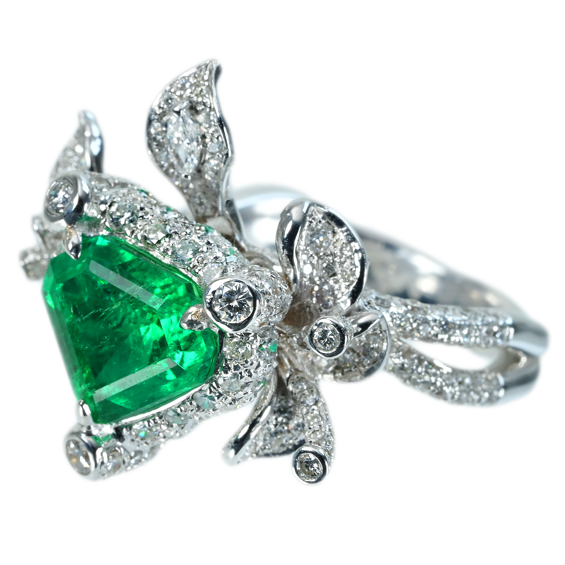 コロンビア産エメラルドリング K18WG E2.37ct D1.7ct - 画像 (3)