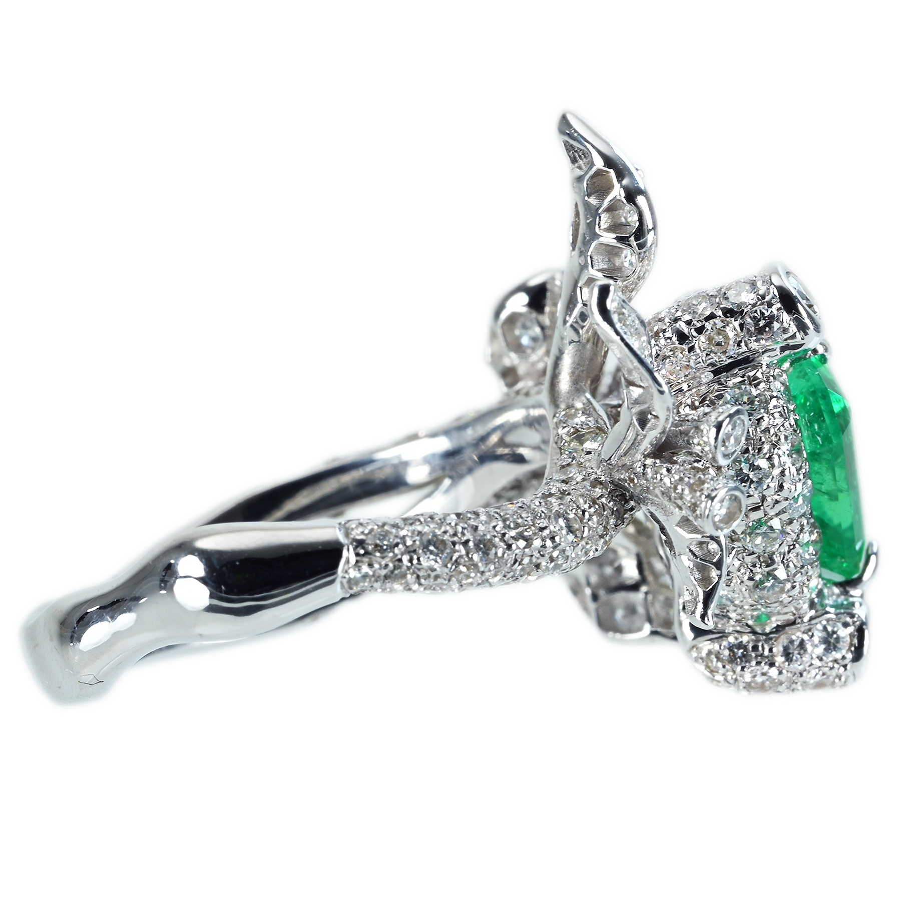 コロンビア産エメラルドリング K18WG E2.37ct D1.7ct - 画像 (4)