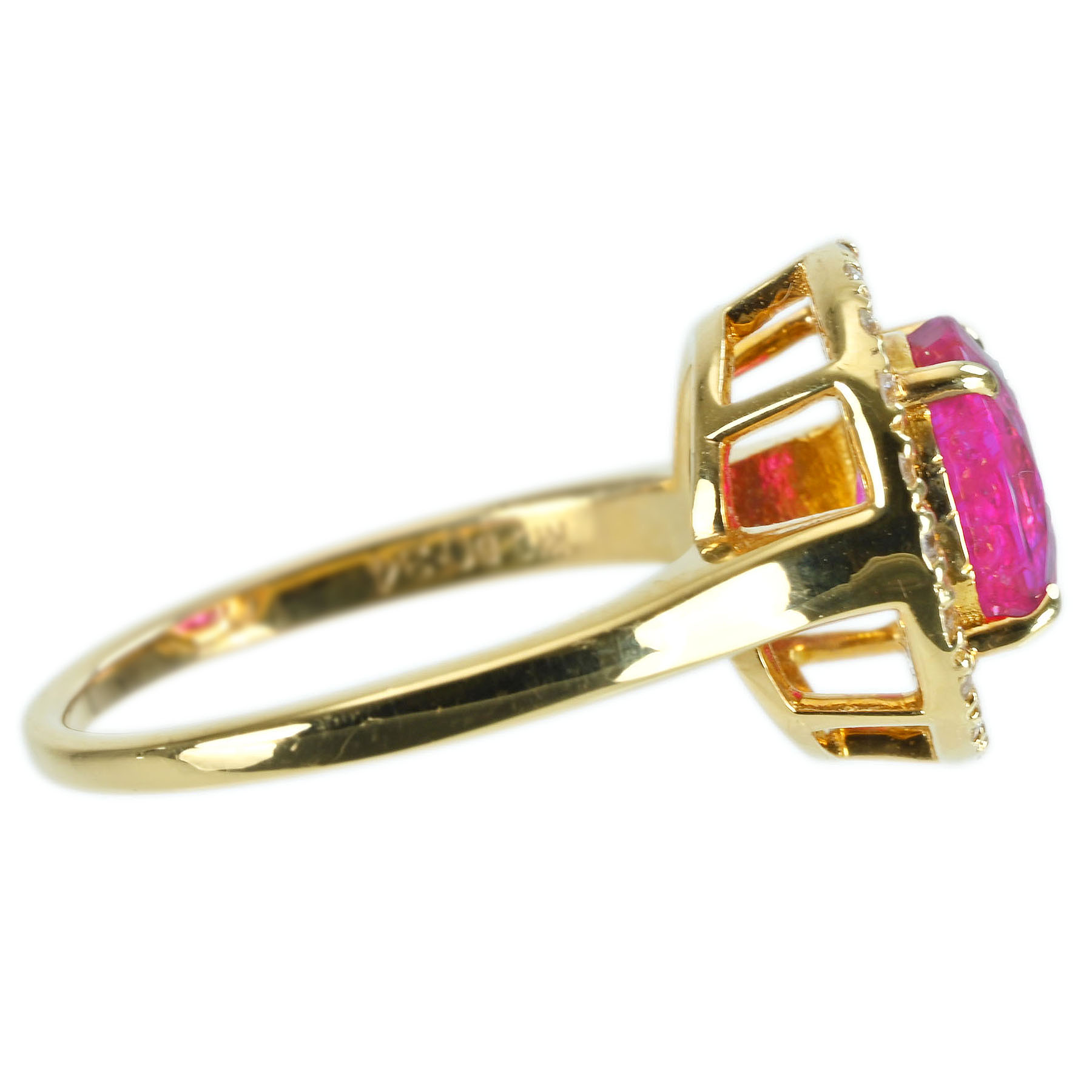 ミャンマー産ルビーリング K18YG R2.40ct D0.34ct - 画像 (4)